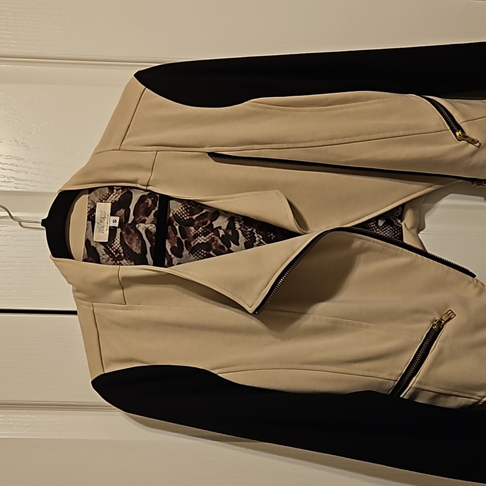 Light jacket - Picture 3 of 4